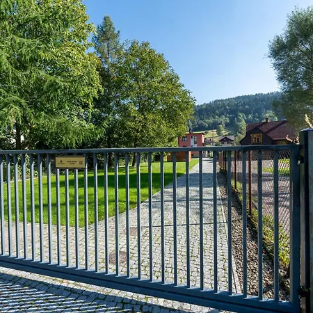 Semesterbostad & Sauna House - 400 M Do Stoku - Dom Dla 8os - Dream *