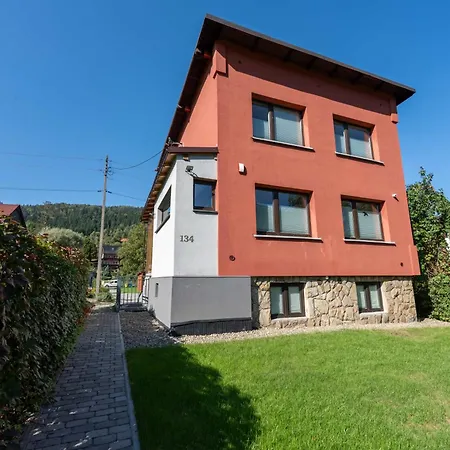 Semesterbostad & Sauna House - 400 M Do Stoku - Dom Dla 8os - Dream