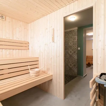 Сasa de vacaciones & Sauna House - 400 M Do Stoku - Dom Dla 8os - Dream *